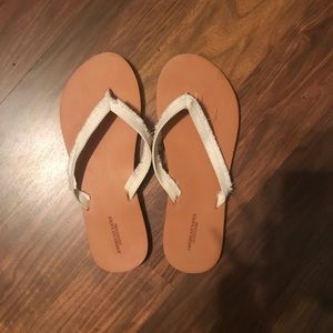AE flip flops! NWOT!